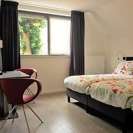 Bed & Breakfast 49 Haarlem